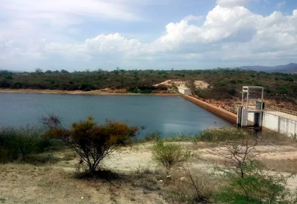 Abastecimento de água é suspenso em Brumado e Malhada de Pedras devido a oscilações de energia