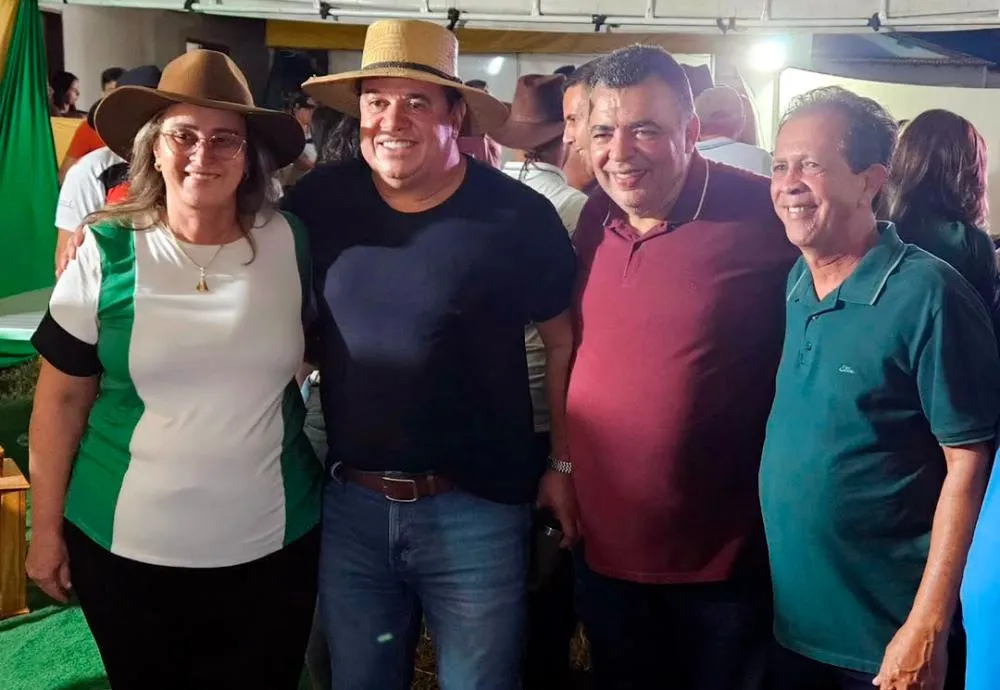 Deputado Marquinho Viana participa da cavalgada do Mucambo em Livramento de Nossa Senhora