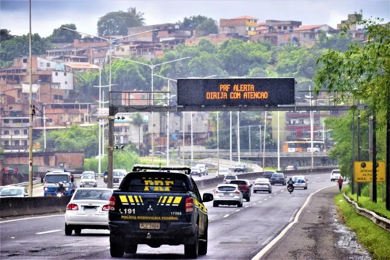 Homem é detido em Salvador com carro levado de locadora