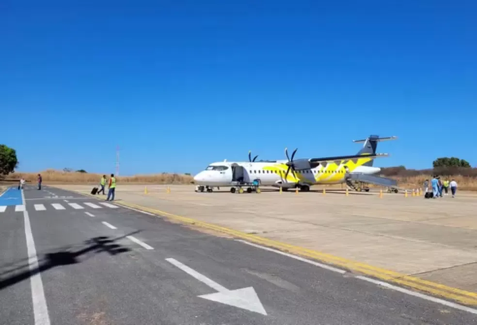 Avião da Voepass faz pouso de emergência em Uberlândia após problema técnico