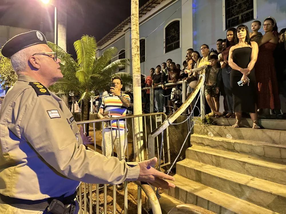 Polícia Militar realiza simulação de assalto a banco no centro de Brumado em treinamento intensivo