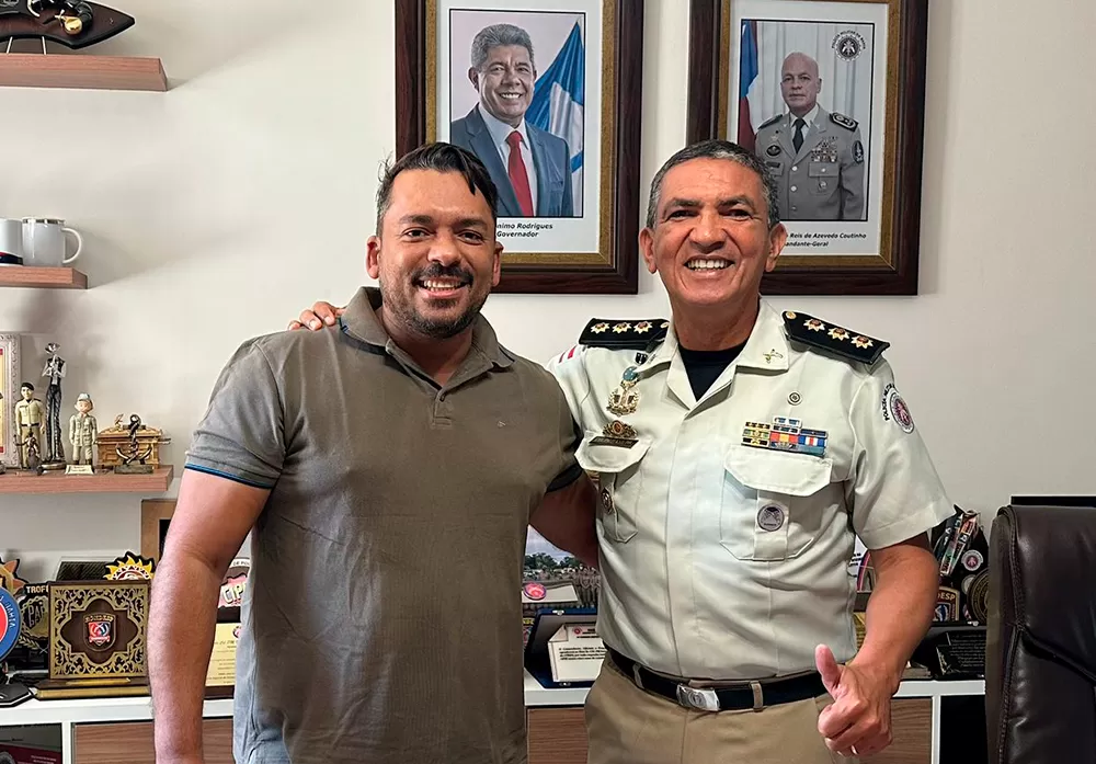 Empresário Ednei Clebson Participa de Reunião com o Coronel Ivanildo da Silva, Comandante do CPRS