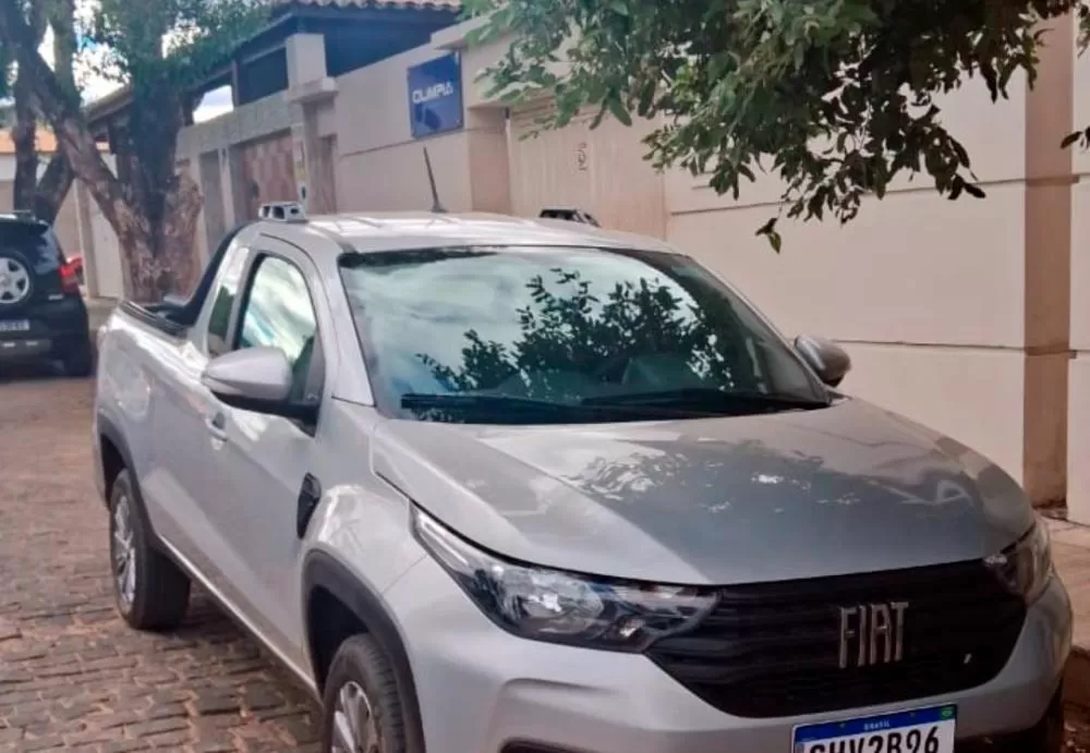 Livramento de Nossa Senhora: Polícia Militar apreende veículo clonado com restrição de roubo/furto