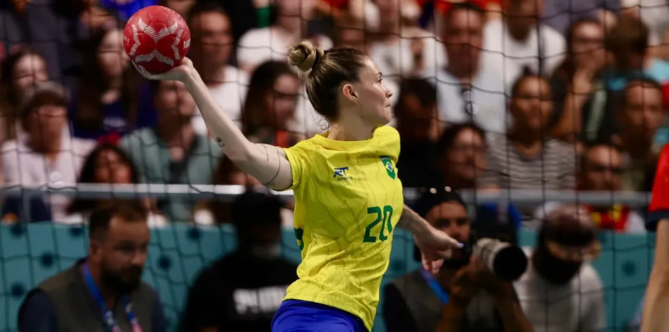 Olimpíadas de Paris: Brasil estreia com vitória sobre a Espanha e quebra tabu no handebol feminino