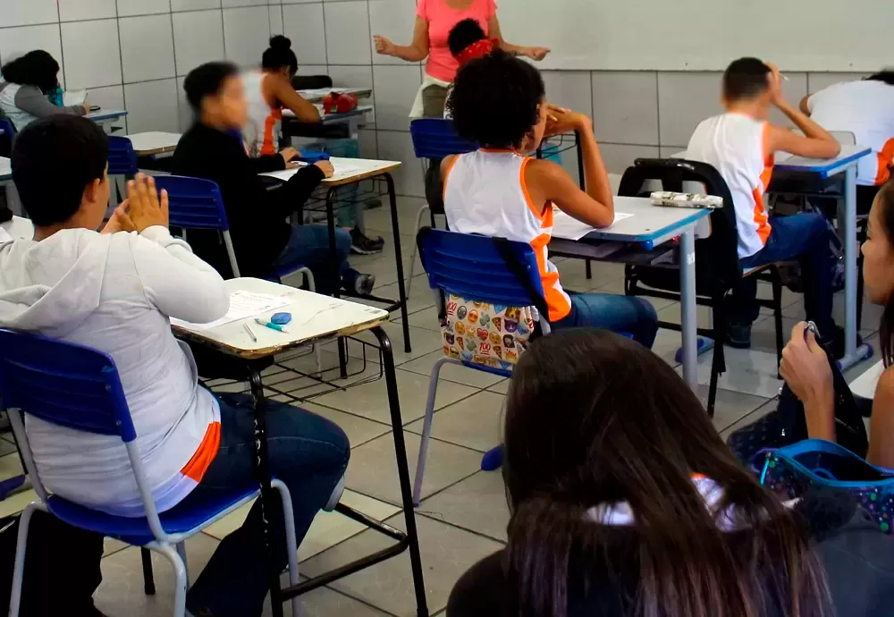 Pandemia ainda impacta educação no Brasil, aponta estudo