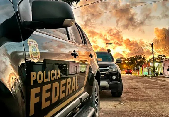 Polícia Federal realiza operação 'Bang Bang' em Boa Nova para apurar crimes ambientais e posse ilegal de armas