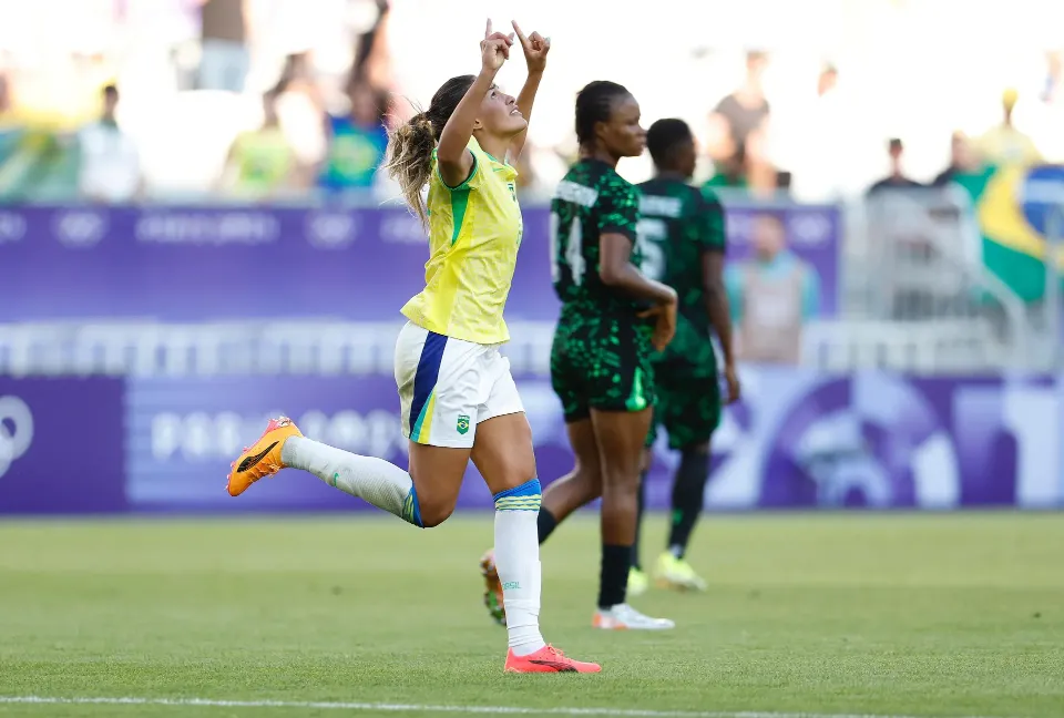 Olimpíadas de Paris: Brasil estreia com vitória no futebol feminino