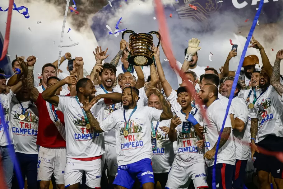 Nos pênaltis, Fortaleza conquista a Copa do Nordeste pela terceira vez