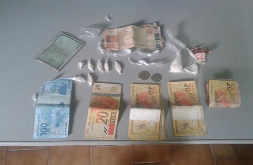 Barra da Estiva: Homem é detido por tráfico de drogas e furto de motocicleta